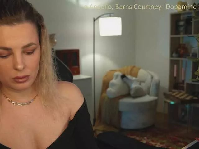 Offline -Queen-Maria- on BongaCams