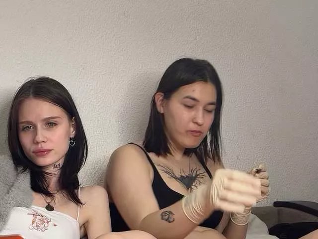 Offline 2Love-Love2 on BongaCams