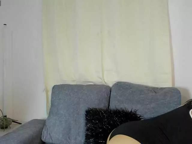 Abril-jones10 on BongaCams 