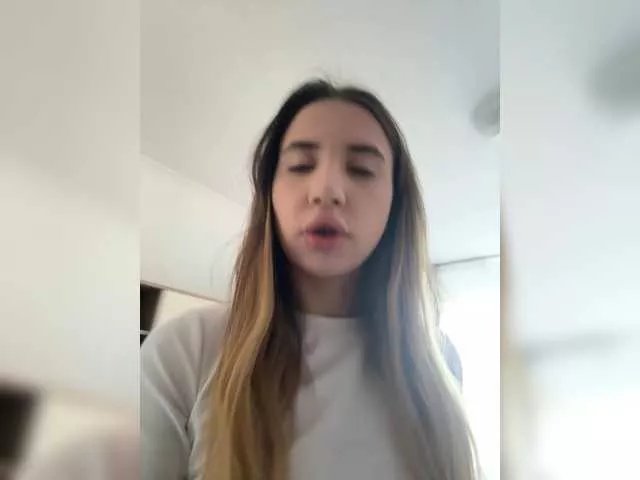 Freechat alizii on BongaCams