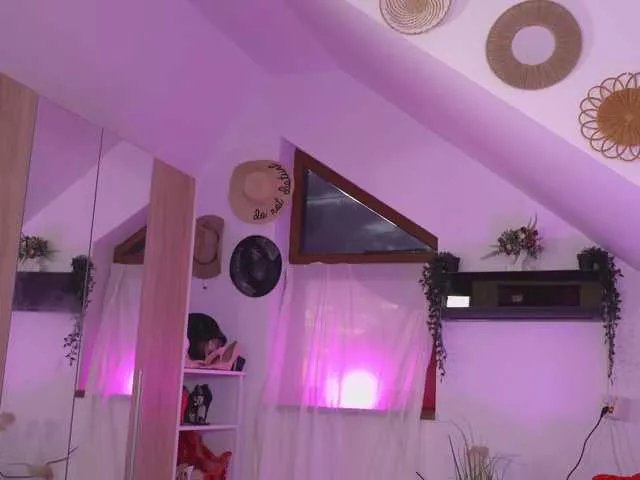 Amaliamour on BongaCams 