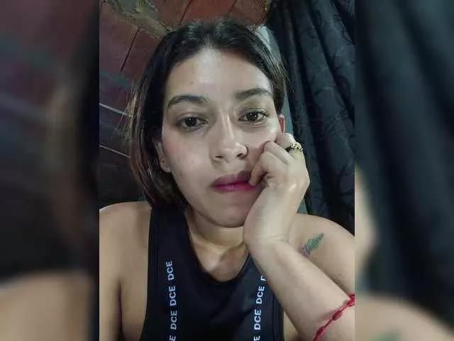 annie-19 on BongaCams 