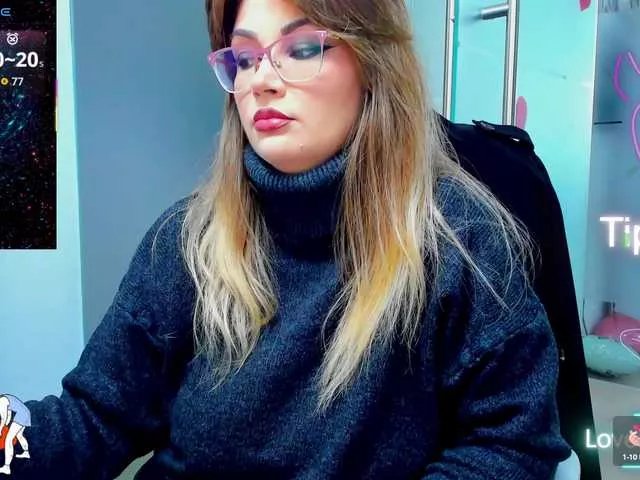 Freechat anyarosses on BongaCams