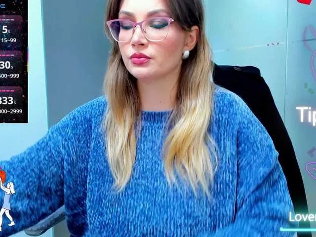 Freechat anyarosses on BongaCams