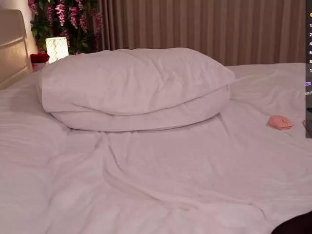 BabyEllen on BongaCams 