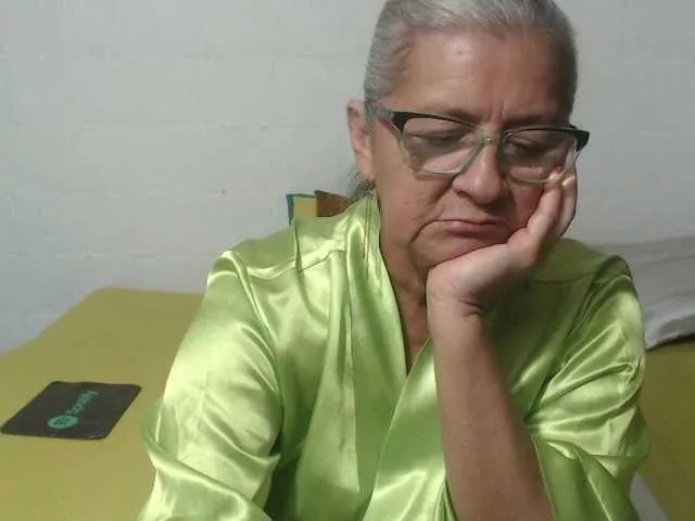 Freechat candy-mature on BongaCams