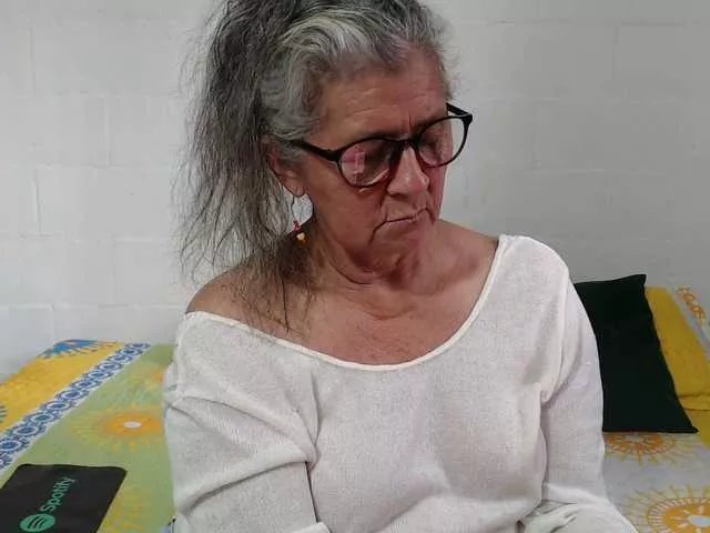 Freechat candy-mature on BongaCams