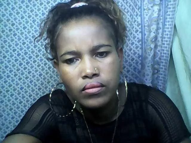 Offline chaimah on BongaCams