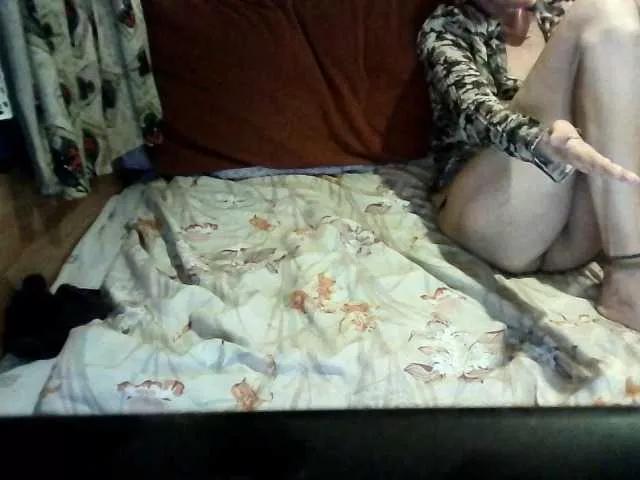 coupleofcoolx on BongaCams 