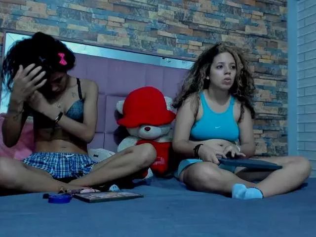 Offline cumloves on BongaCams