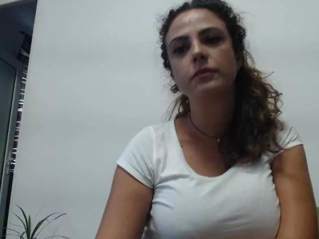 Offline curlygirl35 on BongaCams