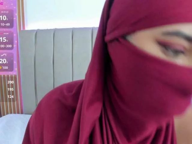 Offline Dakshaa on BongaCams