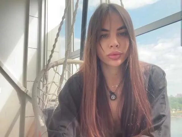 Offline diffgirls1-1 on BongaCams