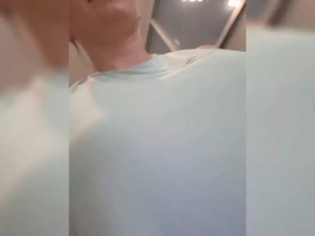 Freechat DIVORA on BongaCams