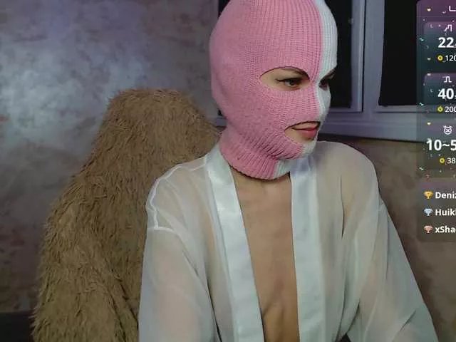 Offline Domiiiniiicana on BongaCams