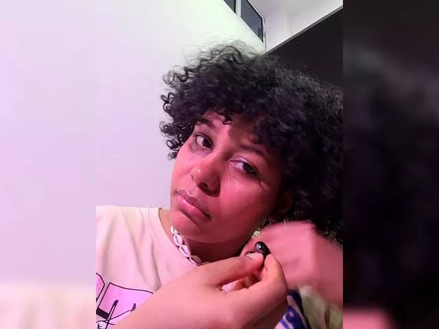 electric-bae on BongaCams 