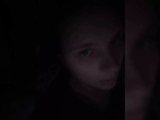 Offline esterjohns on BongaCams