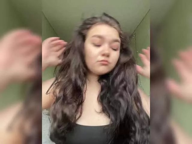 Offline EvaMoon666 on BongaCams