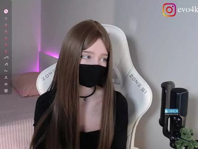 Freechat Evo4kaStorm on BongaCams