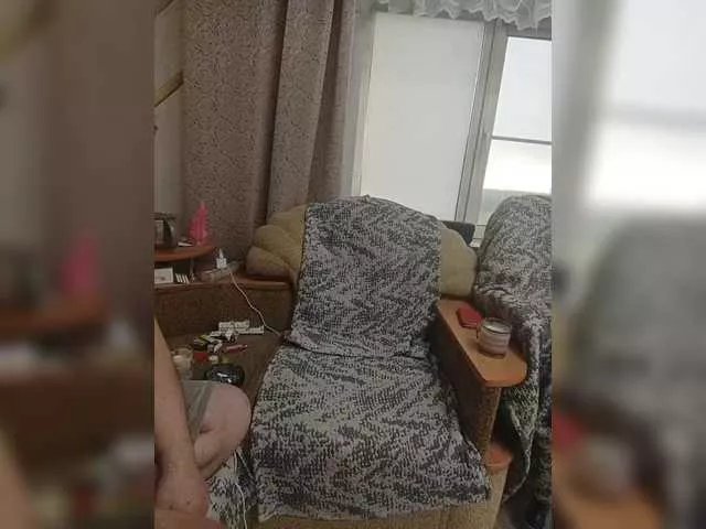 Offline family2020 on BongaCams