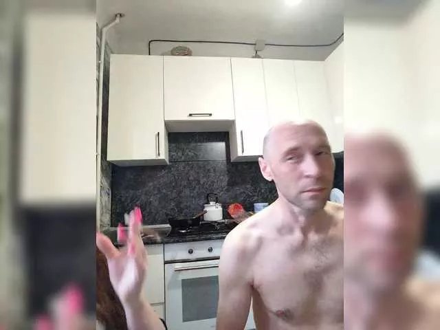 Offline Innokentiy449 on BongaCams