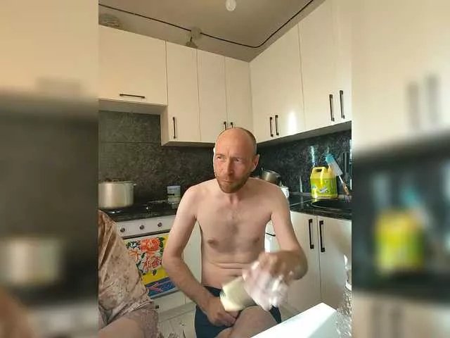 Offline Innokentiy449 on BongaCams