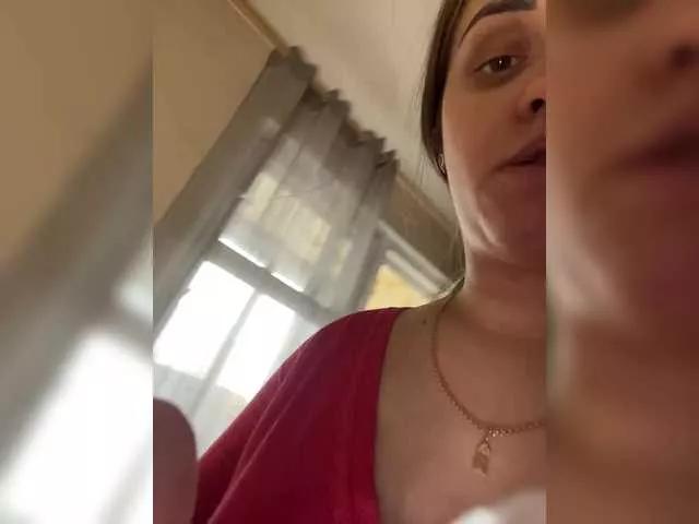 IREN-MILF on BongaCams 