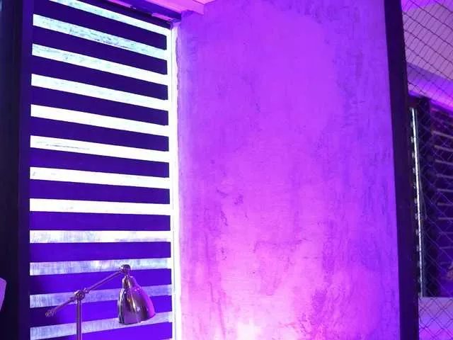 Offline IvyRowa on BongaCams