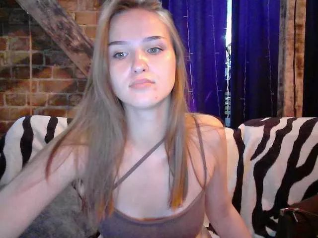 Offline Jillian-Mel on BongaCams