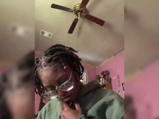 Offline Kiarichikito1 on BongaCams