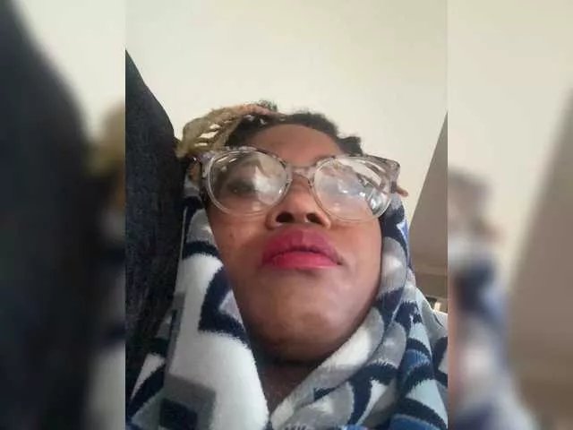 Offline Kiarichikito1 on BongaCams