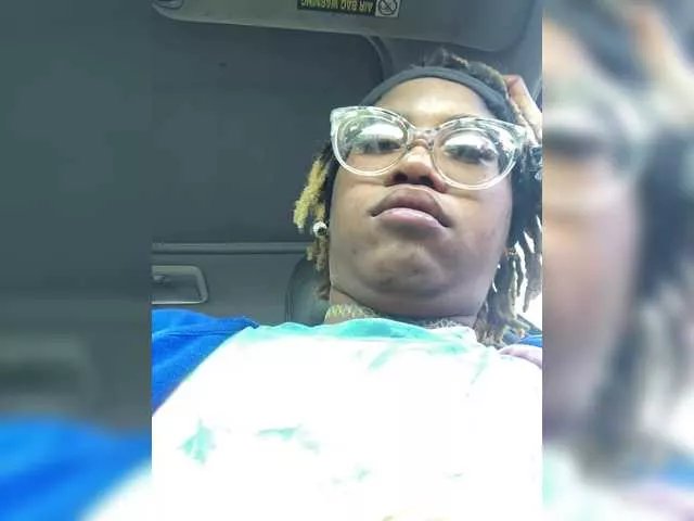 Offline Kiarichikito1 on BongaCams