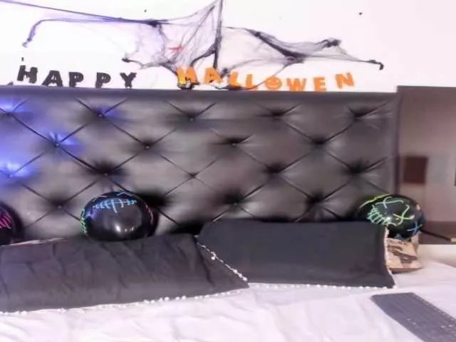 Freechat kim-marquez on BongaCams