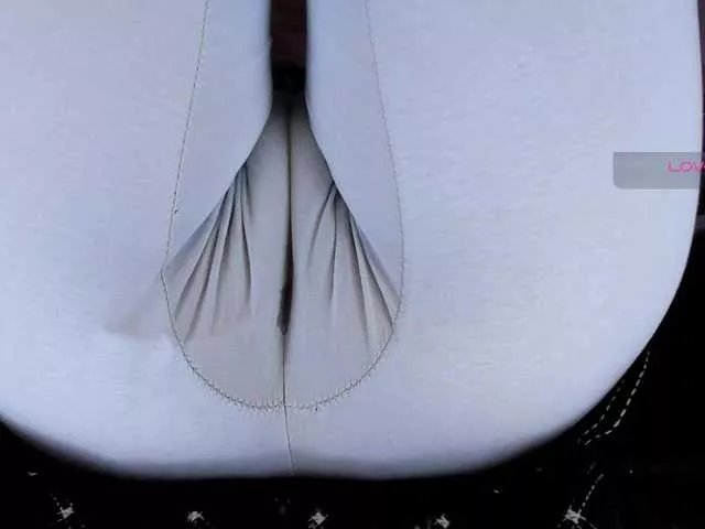 Offline Kira-Kell on BongaCams