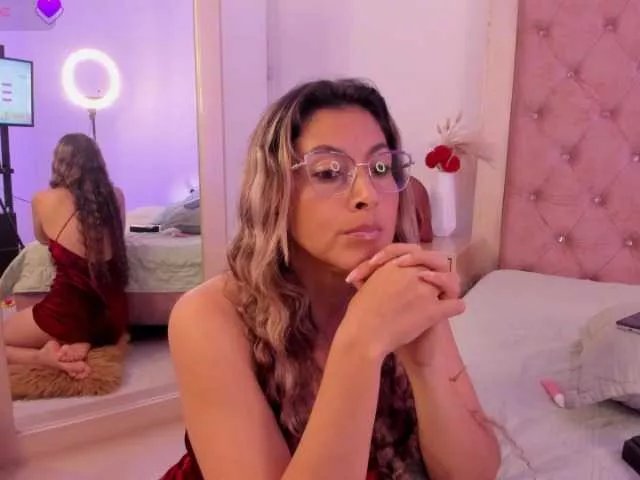 Offline LeahWilliams1 on BongaCams