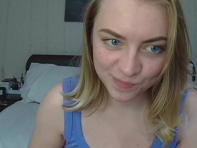 Offline LinkaMalinka on BongaCams