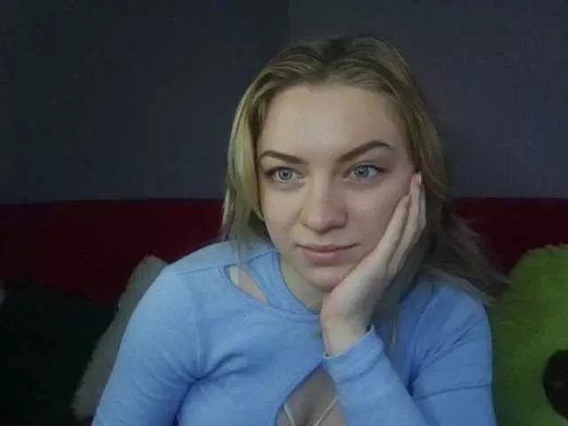 Offline LinkaMalinka on BongaCams