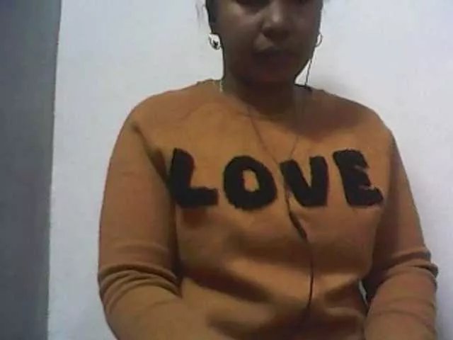 Offline Lionchica on BongaCams