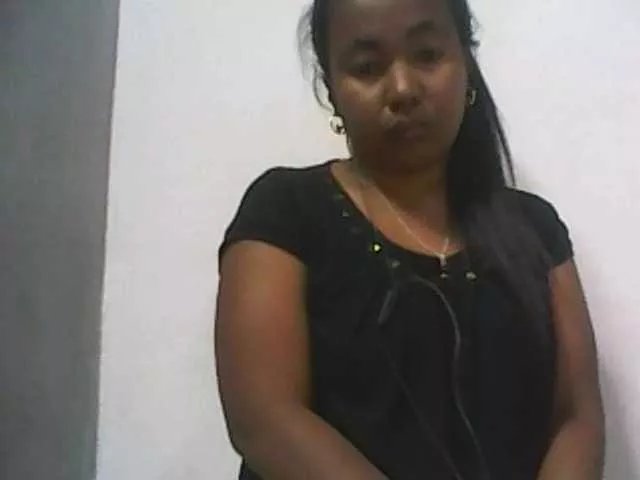 Offline Lionchica on BongaCams