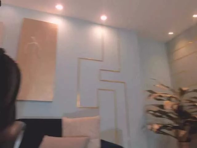 Offline LisaFlowers on BongaCams