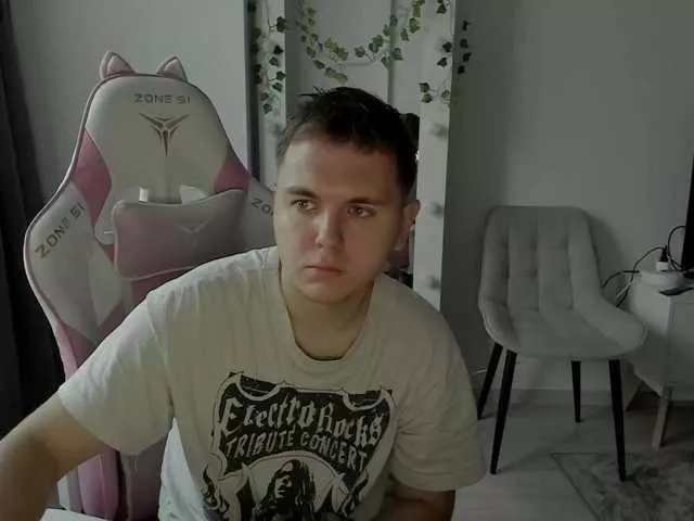 Freechat lissazmark2 on BongaCams