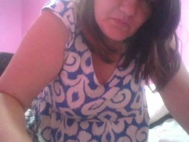 Offline Luci22 on BongaCams