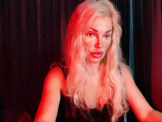 Offline Margo77-1 on BongaCams