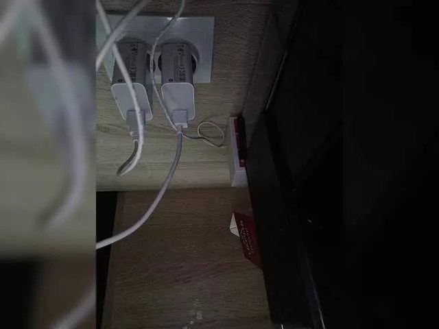 Offline Mediumsomnambula on BongaCams