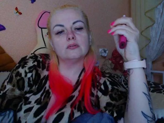 Offline melek-7250 on BongaCams