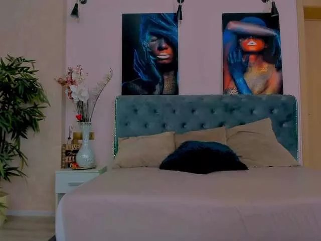 Freechat MichelleReys on BongaCams