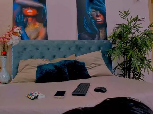 Freechat MichelleReys on BongaCams