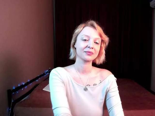MistikDoll on BongaCams 