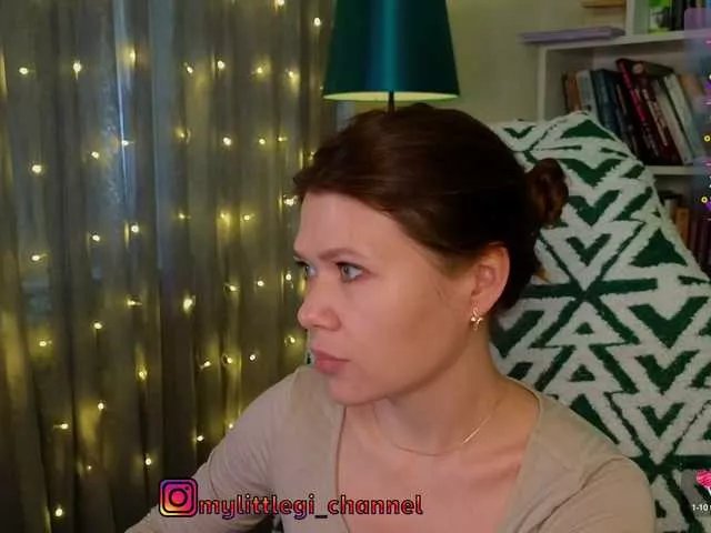 Freechat MyLittlegi on BongaCams