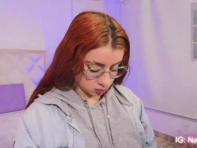 Offline Naomy-tay1 on BongaCams